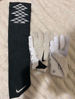 Nike football gloves