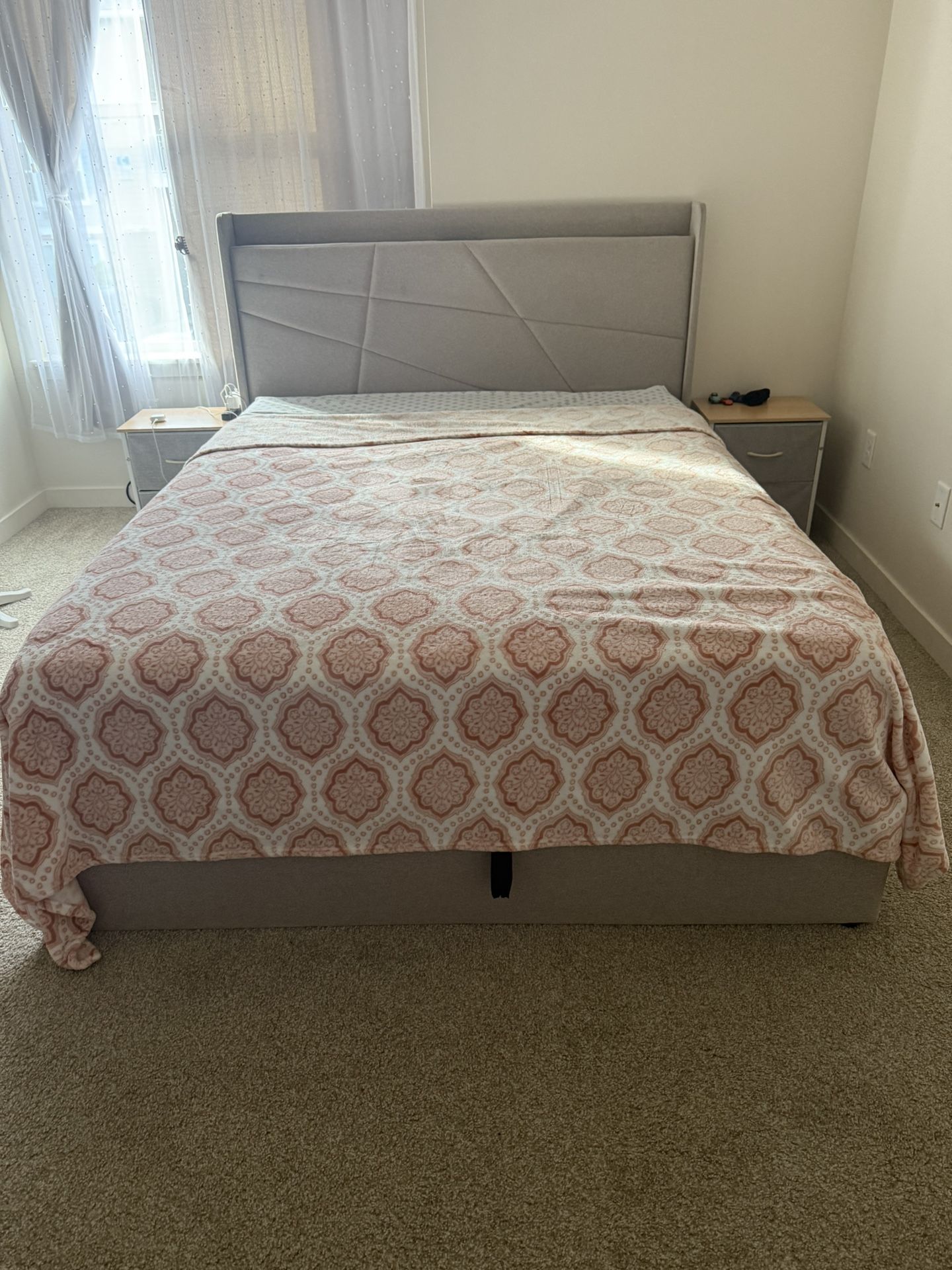Queen Bed