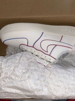 Dead stock Air Force’s size 9.5
