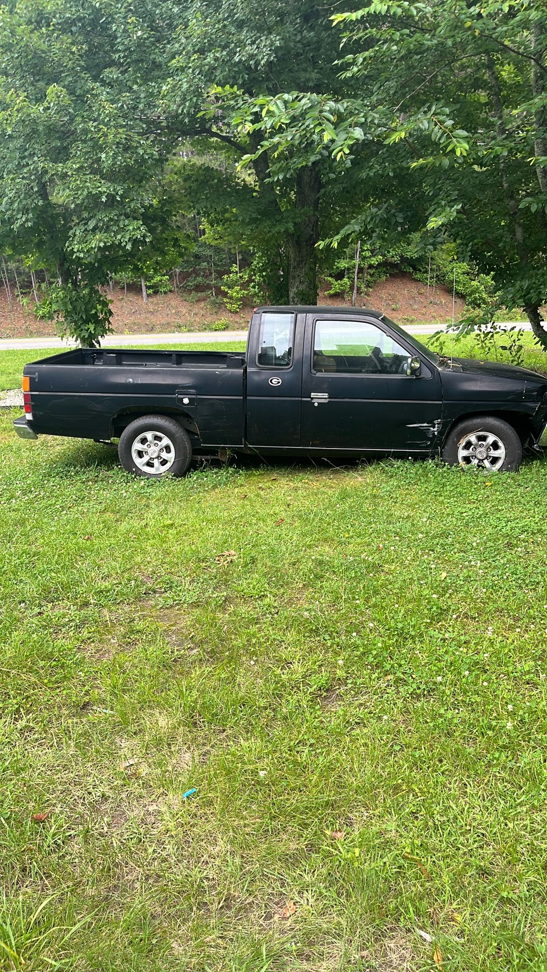 1997 Nissan Pickup