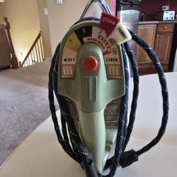TOASTMASTER IRON AVOCADO COLOR VINTAGE 
