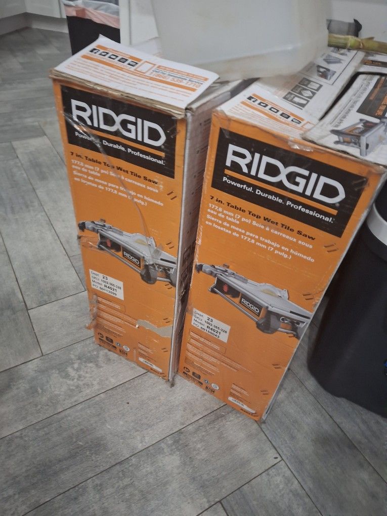 Rigid Tile Table Saw