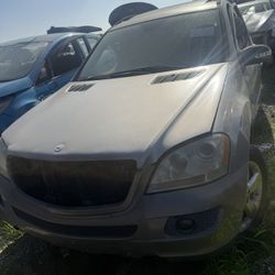 2006 Mercedes ML500 For Parts Only