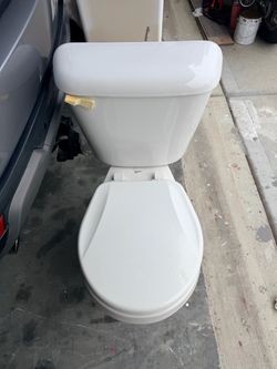 Good. Doors. Toilet