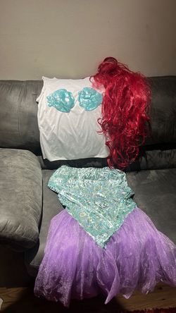 Costume