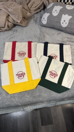 Trader Joe’s mini tote bags