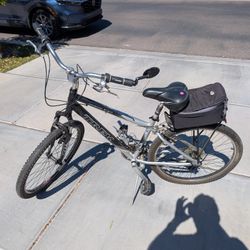 Commuter Bike With Pouch