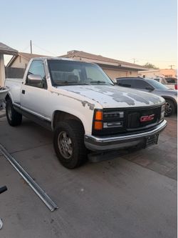 1994 GMC Sierra Regular Cab Pickup Truck