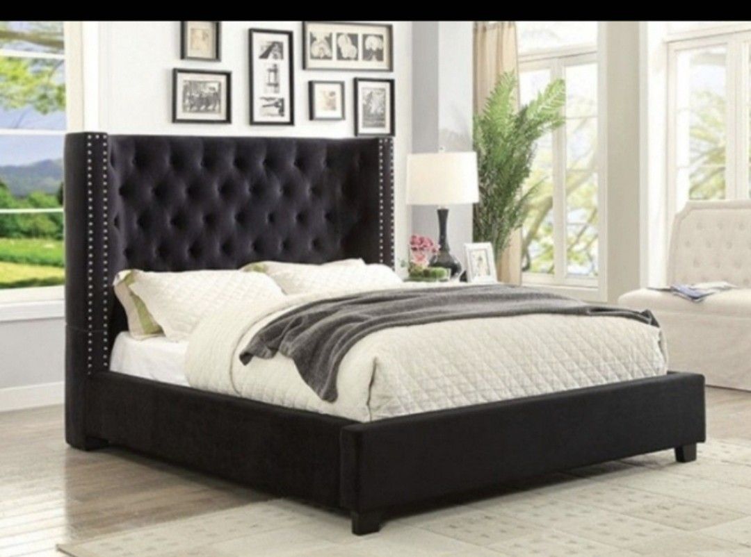 Queen Bed Frame With Mattress 