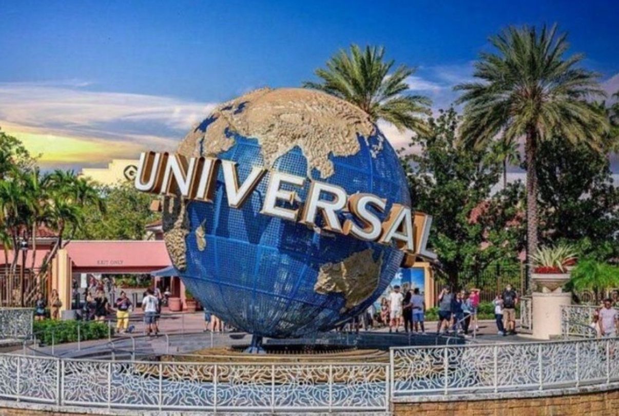 3 Tickets 2 Parks 1 Day $100 EACH