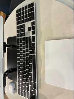 Magic Keyboard with number pad
