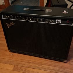 Fender 212R Guitar Amp