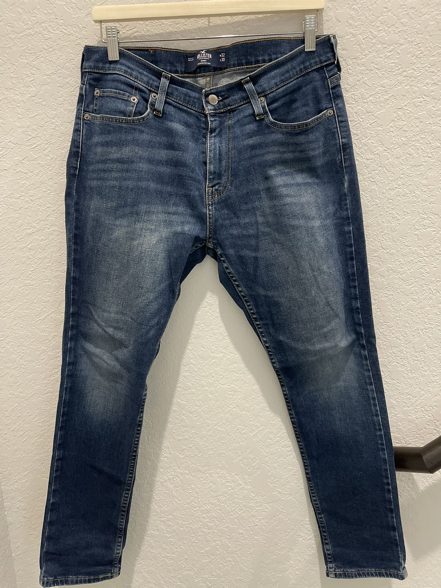 Hollister Men’s Jeans