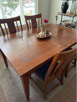 Solid Wood Dining Table with Extendable Insert