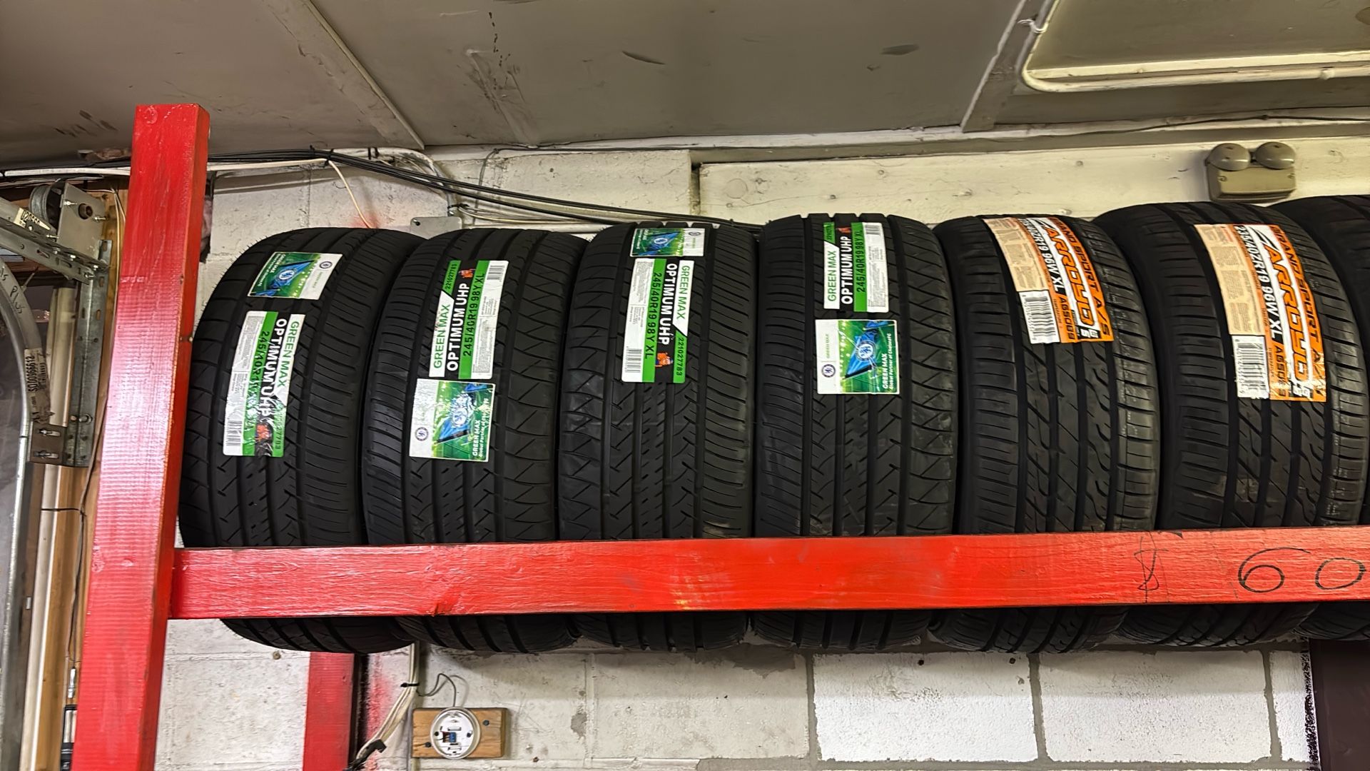 New 245/40/19