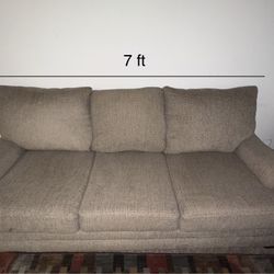 Comfy Couch! (Cash only)