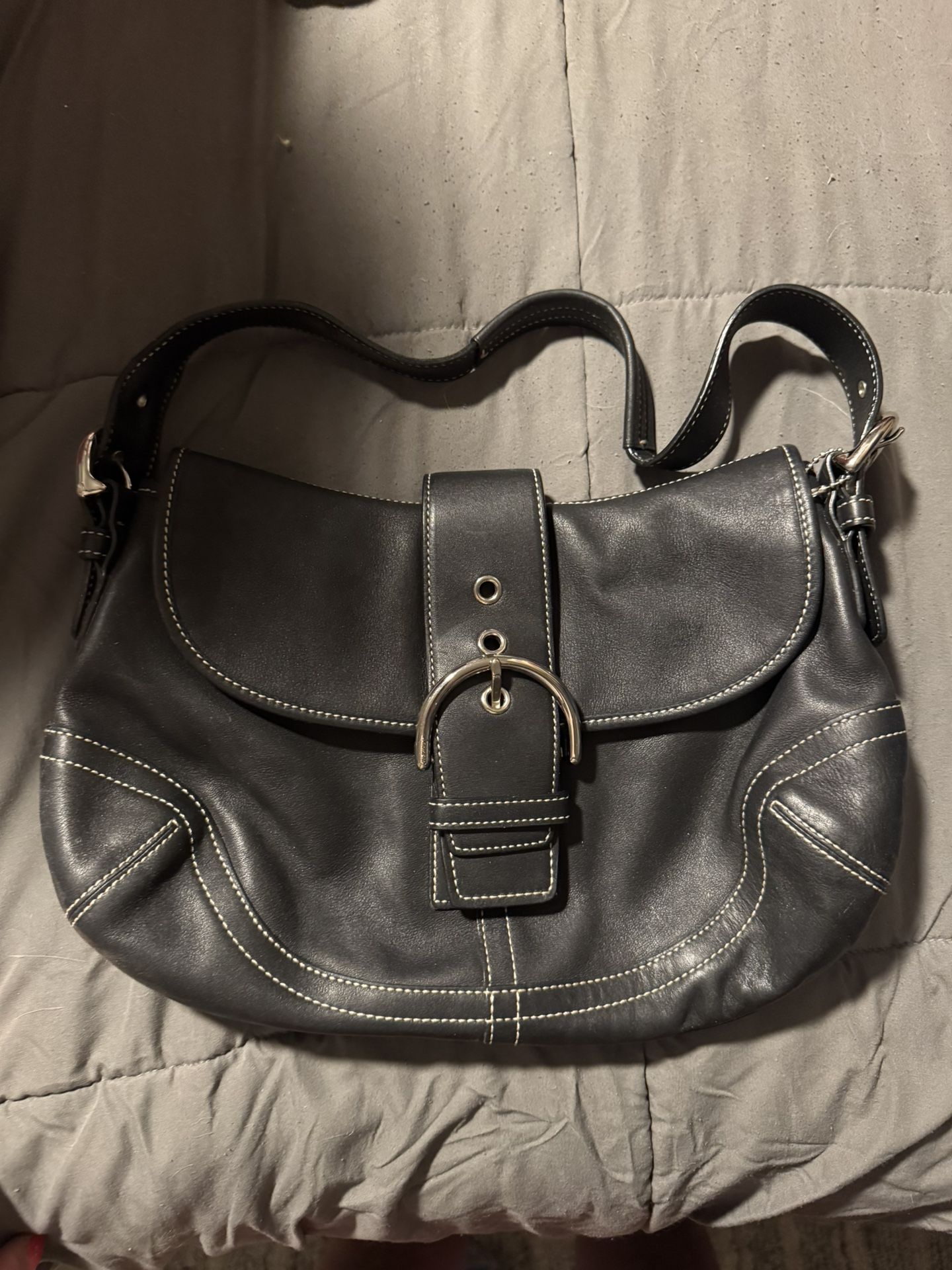 Coach 9248 MEDIUM Vintage Soho Y2K Black Leather Shoulder Bag
