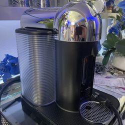 Nespresso Machine Vertuo For Spare Parts Or Fix Up