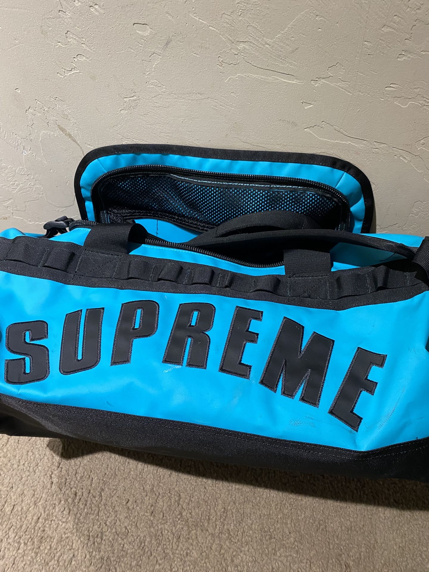 Supreme x TNF Arc Logo (MEDIUM) Duffel