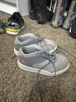 boys jordan’s toddler size 9