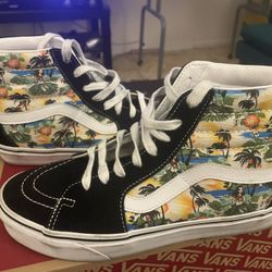 Hawaiian Old School Mid Hi Vans. CHEAP