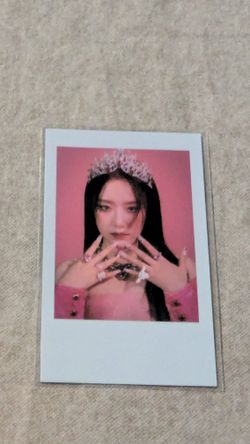(G)I-DLE I Feel Photocard Non-Sport Trading Card 