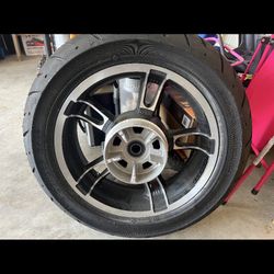 Rear motorcycle tire
