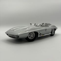 RARE 1959 Chevrolet Corvette Stingray, 1:18 die-cast model by