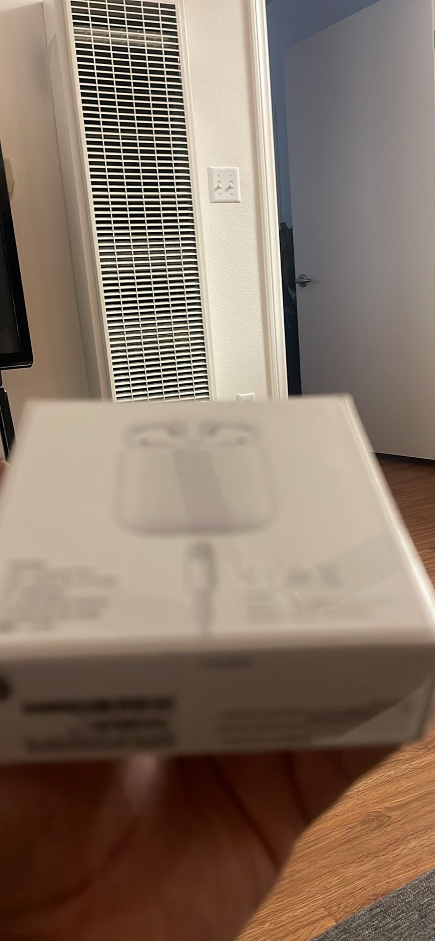 New And Sealed Airpods With Charging Case 100% Original