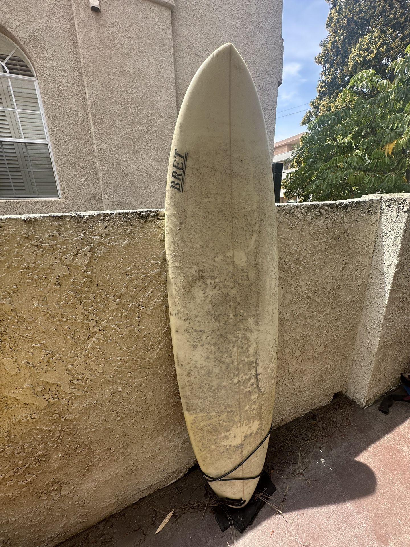 6’10” Thruster Surfboard