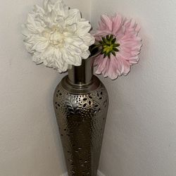 Beautiful Sliver Vase, Flowers 