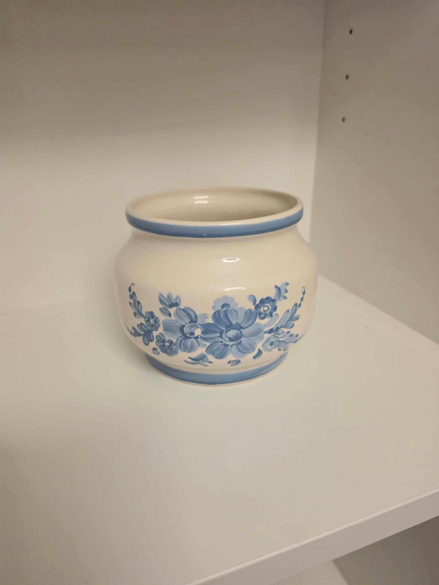 Vintage flower pot