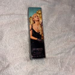 Paris Hilton Herirless 