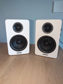 Sanyun SW208 3" Active Bluetooth 5.0 Bookshelf Speakers – 60W Carbon Fiber Speaker Unit