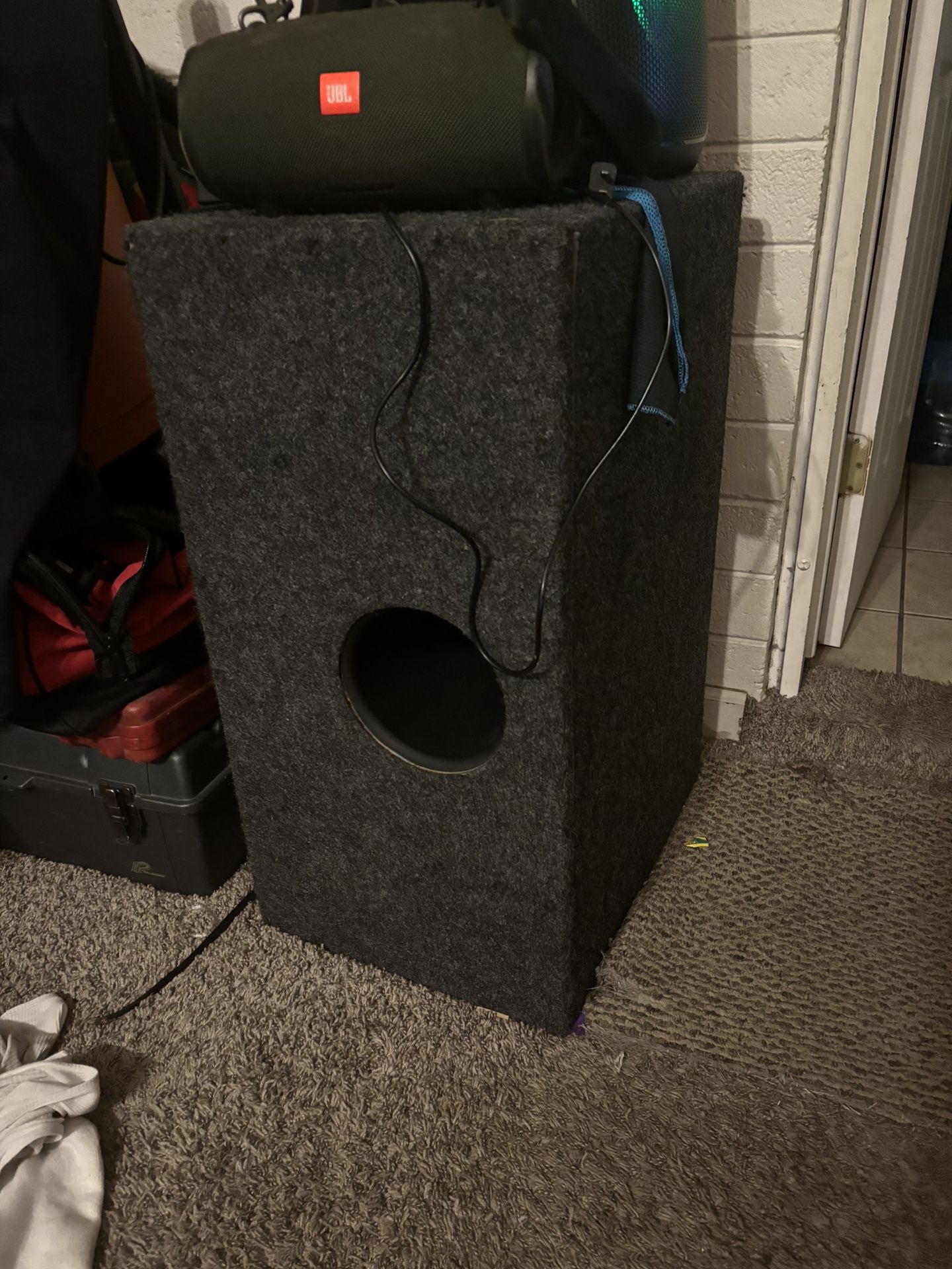CUSTOM SUBWOOFER BOX WITH TWO 12 DIAMOND AUDIO SUBS