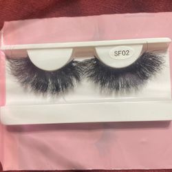 Fluffy Lashes