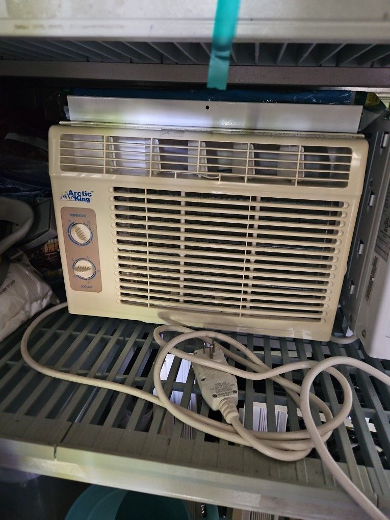 Arctic KING Window AC