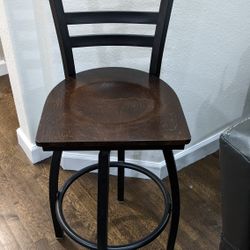 Black Swivel Metal Barstool With Walnut Wood Seat Bar Stool (3) Chair