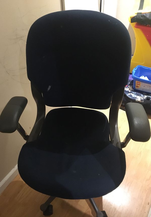 Nice Comfy Office Chair Adjustable Height And Tilt For In Shelton Ct Offerup