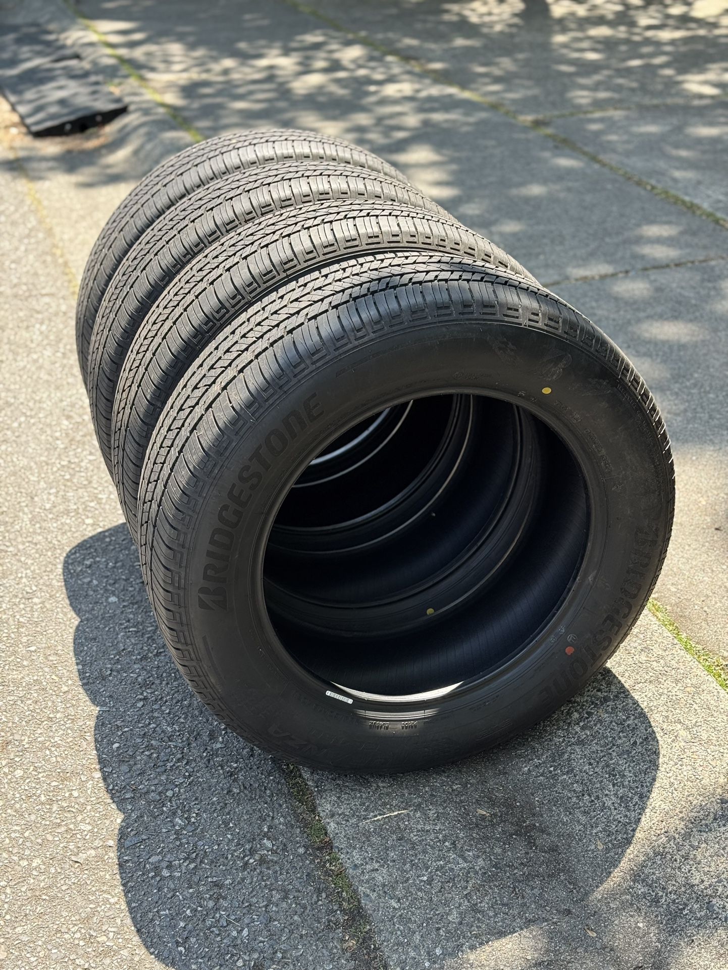 235/60/18 New Bridgestone Turanza EL