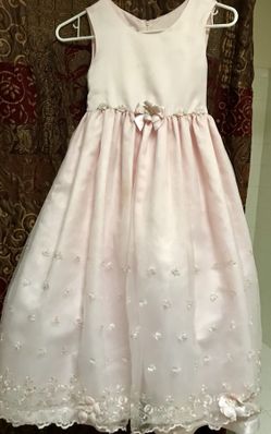 Girl’s size 8 spring dress