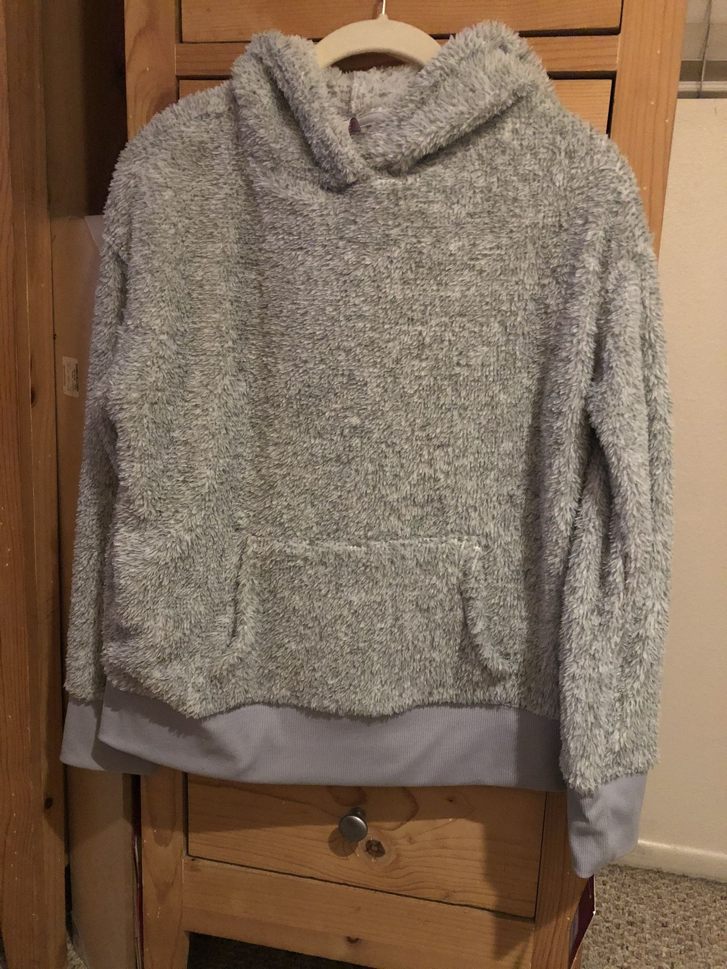 New Girls Plus Size SO Sherpa Pullover Gray Hoodie / Jacket Size 16 Plus