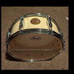 Pearl 14" Snare Drum