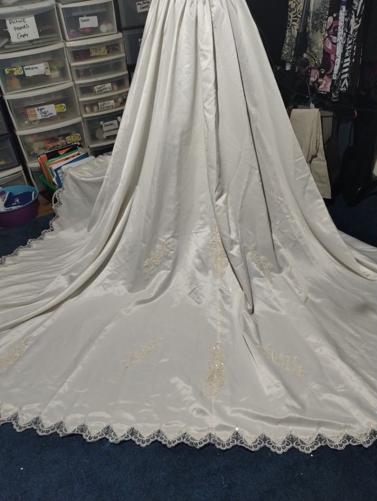 A Silk Or Satin Ivory Train With Faux Pearls And Sequins Medium Size 72-in Length