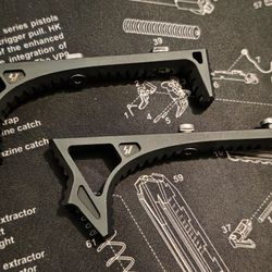 Strike Industries MLOK LINK Curved Fore Grip
