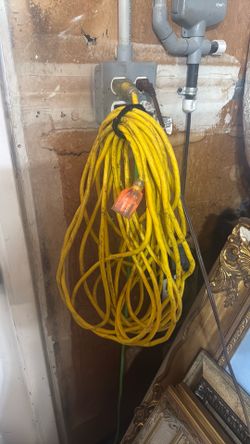 Yellow jacket 50 foot long extension cord