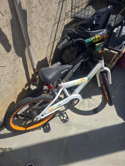 2 bikes for 5 to 10 year old