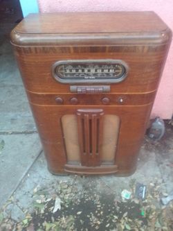 RCA Victor radio