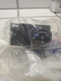 2014-2018 Silverado Headlight Assembly With Fogs New Oem