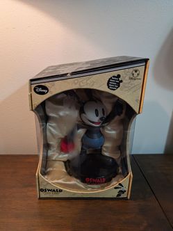 Disney Oswald Lucky Rabbit Figure w/ Box – Rare Disney Store Exclusive